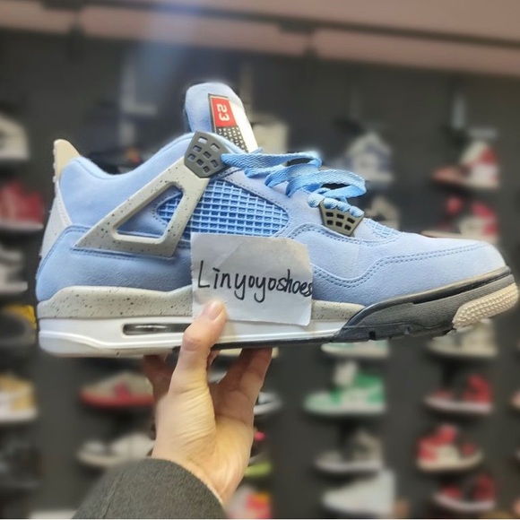 Jordan 4 university blue - Picture 2 of 3